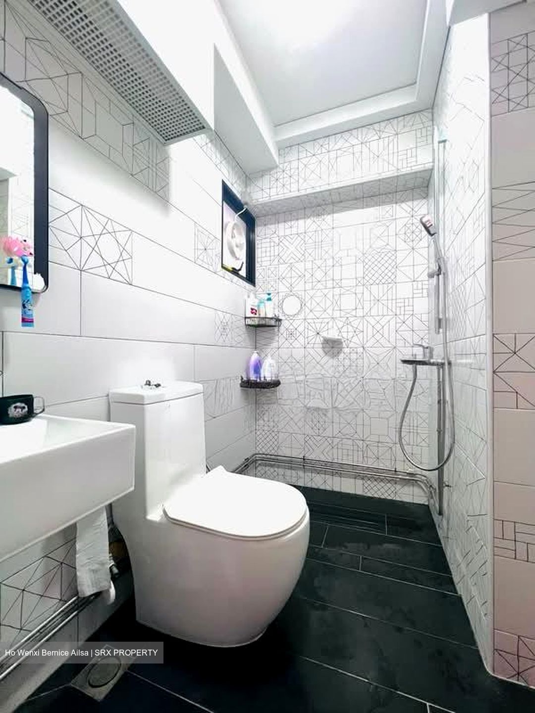 Blk 297A Compassvale Green (Sengkang), HDB Executive #550257601